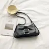 Moda Francesa de Moda y Tendencia 2026 Primavera Nuevo Casual Color Sólido Alto Valor Moderno Bolso Hombro Bajo Brazo Bolso Baguette Bolso Cuadrado Pequeño