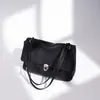2026 Bolso de Hombro Nuevo Exquisitamente Diseñado, Bolso de Mano de Nicho de Alta Gama para Viajes Diarios, Bolso Cruzado Simple de Estilo Coreano de Gran Capacidad