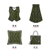 Fondo Negro en Relieve Tridimensional Estilo Retro con Tela Jacquard Floral Pequeño Verde para Vestidos de Moda, Vestidos de Gala, Chaquetas y Fundas de Cojín