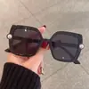 Óculos de Sol Infantis com Armação Grande e Pérolas Óculos de Sol Infantis para Proteção dos Olhos Óculos Decorativos Modernos e Fofos para Bebês, Homens e Mulheres