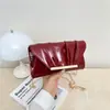 Bolso cruzado con espejo Diseño europeo y americano 2026 PU Plisado Nube Moda para mujer Cadena brillante Bolso de mano cruzado para fiesta nocturna