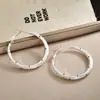 Pendientes de Aro Redondos Lisos con Puntos de Polka Cepillados Estilo Coreano con un Toque de Lujo, Únicos y Elegantes, Exagerados y Simples, Versátiles para Mujer