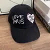 Gorra de Béisbol Bordada con Letras de Corazón Estilo Coreano para Mujer, Nueva Gorra Versátil de Ala Curva Estilo Callejero Primavera/Verano Que Hace que la Cara Parezca Más Pequeña, Gorra de Pico para Parejas