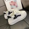 Zapatos Deportivos Blancos de Plataforma Gruesa para Mujer, Nuevos para Otoño 2025, de Cuero con Paneles, de Estudiante, de Altura Incremental, Versátiles, Casuales