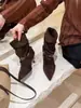 Nuevas Botas de Moda Versátiles con Hebilla Cómodas de Tacón Alto para Mujer Stiletto Estilo Coreano Nicho Apiladas Otoño 2026