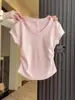Top de Manga Corta con Cuello en V de Alta Gama Color Gris para Mujer con Fruncido Lateral y Diseño de Ceñido a la Cintura para un Efecto Adelgazante, Camiseta Corta Versátil para Verano 2026
