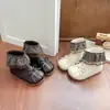 Botines Cortos Forrados de Felpa para Niñas 2026 Nuevo Estilo de Invierno Botas Pequeñas de Cuero Elegantes Botas de Princesa Botas Martin con Lazo para Niña