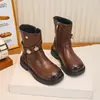 Otoño 2026 Nuevas Botas para Niña Negras de Moda con Hebilla de Cuero Remaches Botas de Moda Elegantes Botines para Niña Pequeña