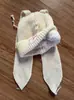Gorro de Punto de Color Sólido Holgado para Mujer en Invierno, Moderno y a la Moda, Hace que la Cara Parezca Más Pequeña, Cálido y Protector de Orejas, Sombrero de Lana