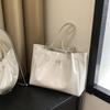 Bolso Tote para Mujer 2025 Nuevo Bolso de Viaje de Gran Capacidad Estilo Hong Kong Moda Relajada Portátil con Lazo para el Hombro