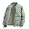 Jaqueta Leve de Penas Outono e Inverno 2025 Jaqueta Masculina Gola Baseball Cardigan Penugem de Pato Quente Espessada Jaqueta Casual Jaqueta