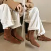 Botines Cortos de Cuero de Oveja con Punta Cuadrada para Mujer Botines Delgados Otoño e Invierno Nuevos Vintage con Cremallera Lateral Tacón Bajo Botines Cortos para Mujer Botines Individuales de Moda