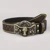 Cinto de Cowboy Ocidental Tendência Retrô Jovem Punk Couro Embossado com Tachas Masculino Venda por Atacado em Estoque