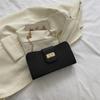 Bolso pequeño de estilo coreano para mujer, bandolera de hombro con cadena sencilla y moderna, con textura cuadrada, para primavera y verano de 2023.