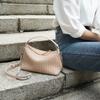 2026 Nuevo Bolso de Mano de Cuero Acolchado de Vaca con Diseño de Bolita Tejido Bolso de Hombro Cruzado Bolso de Cuero Genuino de Moda para Mujer
