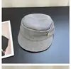 Gorra de equitación de estilo japonés con botones, plisada, de copa plana, para mujer, otoño e invierno, gorra versátil y artística tipo boina, cálida y resistente al frío