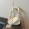Bolso de Hombro Coreano Chic con Pliegues Diarios para Viajes de Negocios para Mujer, Lindo de Lunares, Moderno, Versátil, de Alto Valor