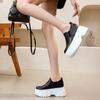 Mocassins Casuais Versáteis 2026 Primavera/Verão/Outono Novo Estilo Sapatos Brancos para Mulheres Slip-On Aumentadores de Altura Tendência Sapatos Femininos