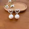 Colgante Corazón Francés Aretes de Perla Estilo Lujo Ligero Moda de Alta Gama Pendientes Sencillos Joyería para Orejas Versátil Suave de Nicho para Mujeres