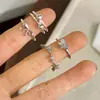 Anillo de Mariposa Simple, Lujo Ligero, Gama Alta, Estilo Coreano Nuevo, Anillo Dulce, Moderno y Versátil de Doble Capa, Estilo Coreano