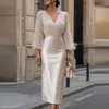 Vestido Elegante de Cor Sólida com Cinto para Cintura, Manga Longa, Estilo Europeu e Americano, Moda Nova da Amazon para Outono/Inverno 2026