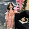 Conjunto Deportivo de Felpa para Niñas Estilo Primavera y Otoño Navidad 2026 Nuevo Estilo Niños Pequeños y Medianos Sudadera Conjunto de Dos Piezas Súper Bonito