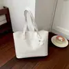Bolsa de axila para o dia a dia de grande capacidade, nova bolsa vermelha de casamento, bolsa de ombro casual simples, bolsa feminina versátil de estilo nicho