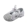 Zapatos de Baile con Lazo para Niñas 2026 Otoño Nuevos Zapatos Pequeños de Cuero Dulces para Niños Pequeños Brillantes Zapatos de Princesa con Pedrería Modernos