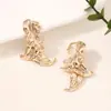 Estilo palacio flor Yiwu joyería comercio electrónico popular moda transfronteriza elegante versátil aretes de lujo ligero aretes para mujer