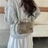 2026 Bolso Cuadrado Pequeño Lavado Retro Desgastado para Mujer Bolso Cruzado de Alta Gama Versátil de un Solo Hombro de Mano Mini Bolso para Mujer