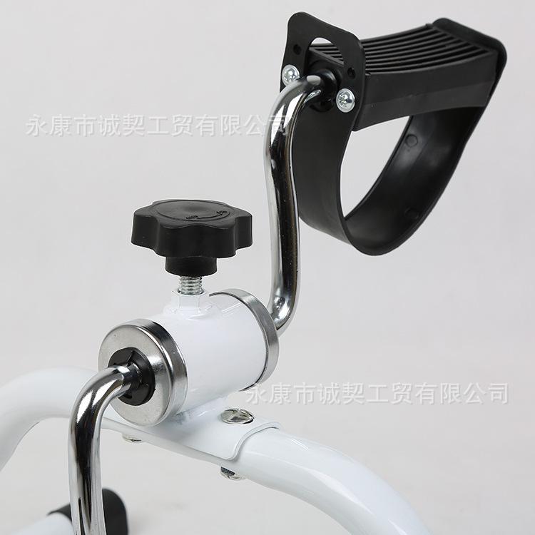 7612991499_2080379768