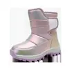 Botas de neve coloridas para meninas, forradas com fleece e espessadas, botas de algodão de cano médio para crianças, fecho de velcro para atividades ao ar livre no inverno, botas de inverno quentes para bebês