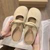 Sandálias Baotou para Uso Externo de Verão Feminino 2025 Novos Sapatos Rasos Birkenstock Meias Chinelos Sapatos Femininos Sapatos Mary Jane