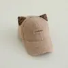 Boné de beisebol infantil transfronteiriço Outono Novo estilo Meninos e meninas Boné bico de pato Comércio exterior Estampa de leopardo Orelha Lã de cordeiro Chapéu de bebê