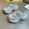 Sandalias Deportivas Infantiles 2026 Verano Nuevas Malla Simple Huecas Ligeras Niñas Estilo Coreano Niños Sentido del Diseño Zapatos de Playa