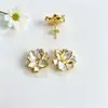 Versátil Simple Chapado en Oro de 18 Quilates Color Cobre Retención de Color Gota de Aceite Flor Perla Pendiente Stud Accesorios para Mujeres Personalizados DIY Portadores de Base para Pendientes Adornos