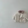 Chaqueta de algodón acolchada nueva de invierno 2024 para bebés niños, Abrigo con forro polar para niñas, Chaqueta acolchada de algodón polar de una pieza engrosada, Chaqueta acolchada cálida