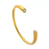 Design exclusivo de nicho pulseira de aço titânio de alta qualidade feminina simples aço inoxidável irregular fechada pulseira divertida atacado