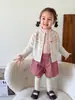 (8.31 Novedades) Conjunto de Niña Otoño 2026 Nuevo Suéter de Punto y Pantalones para Niños Ropa de Bebé