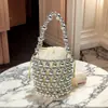 Bolsa de Balde de Moda em Acrílico com Contas Prateadas Feita à Mão de Alta Qualidade, Bolsa de Mão Noturna Oca Tendência e Única para Mulheres