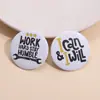 Serie de broches calientes con letras inglesas transfronterizas, broche moderno, texto inspirador exquisito, insignia de hojalata, pin decorativo para mochila