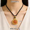 Nuevo collar de brújula de ocho tesoros chapado en oro estilo vintage con incrustaciones de circonita para mujer, accesorio de colgante redondo giratorio de imitación de oro retro