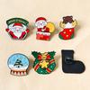 Broche navideño para mujer 2023 Nuevo pin exquisito diseño de ramillete de alta gama insignia de nicho con sentido del diseño para accesorios de mujer