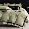 Juego de ropa de cama de invierno súper suave, con una colección de cuatro piezas de terciopelo de leche, nuevo estilo 2025, con funda de edredón de felpa engrosada, sábana plana y sábana bajera