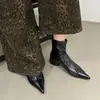 Botines de Punta Versátiles Chuyuji para Mujer 2026 Otoño/Invierno Nuevos Botines Estrechos de Tacón Grueso Botas de Tacón Alto Botas Martin