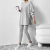 2026 Ropa de Otoño e Invierno para Mujer Transfronteriza Europea y Americana Conjunto Casual de Punto Acanalado con Sudadera con Capucha de Manga Larga Holgada