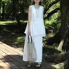 Traje de verão estilo coreano: um conjunto completo com um top regata branco estiloso sem mangas e calças pantalona de cintura alta que emagrecem para mulheres