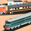 Tren de juguete eléctrico para niños de cuero verde Dongfeng 4B con motor de combustión interna, vía de tren, tren de alta velocidad Fuxing, juego de tren pequeño con vía