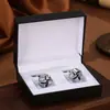 Camisa Matutina Francesa de Metal Trenzado Diseño Clásico para Hombre con Botones, Gemelos y Tachuelas para Mangas, Directo del Fabricante
