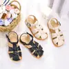 Sandalias para Niñas 2026 Verano Nuevo Estilo Niña Pequeña Punta Cerrada Suela Suave Antideslizantes para Estudiantes de Primaria Cómodas Transpirables Zapatos de Princesa